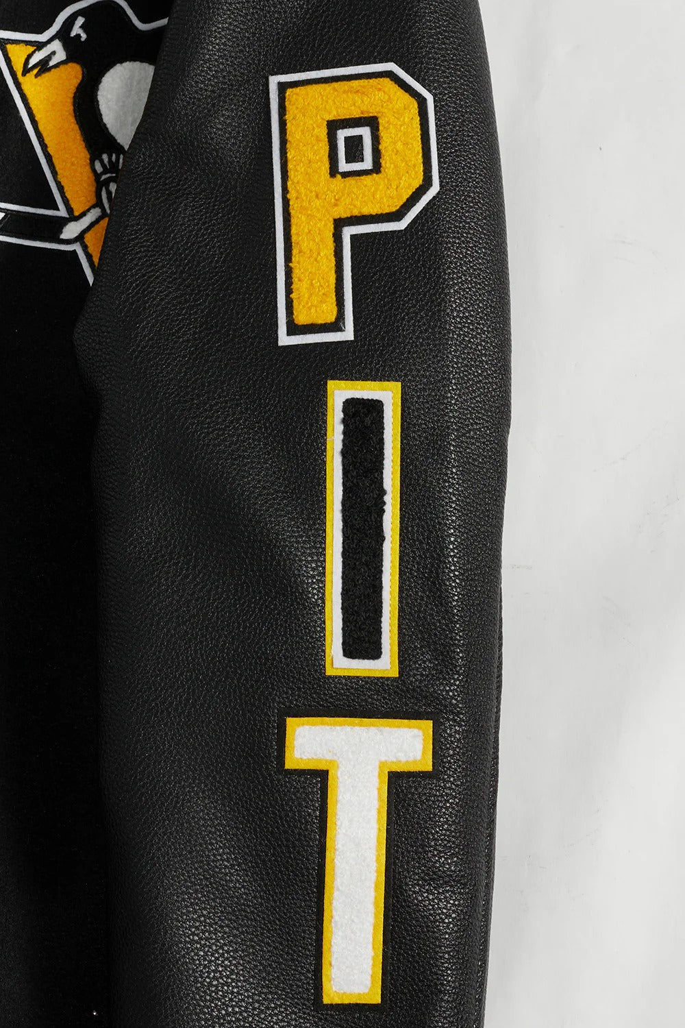 NHL PITTSBURGH PENGUINS SCRIPT TAIL MEN'S RIB WOOL VARSITY