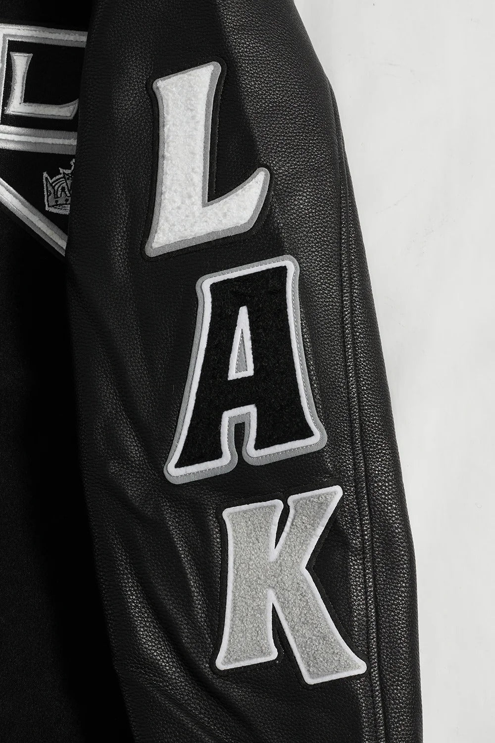 NHL LOS ANGELES KINGS SCRIPT TAIL MEN'S RIB WOOL VARSITY